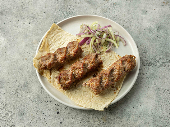 Люля-кебаб из говядины и баранины